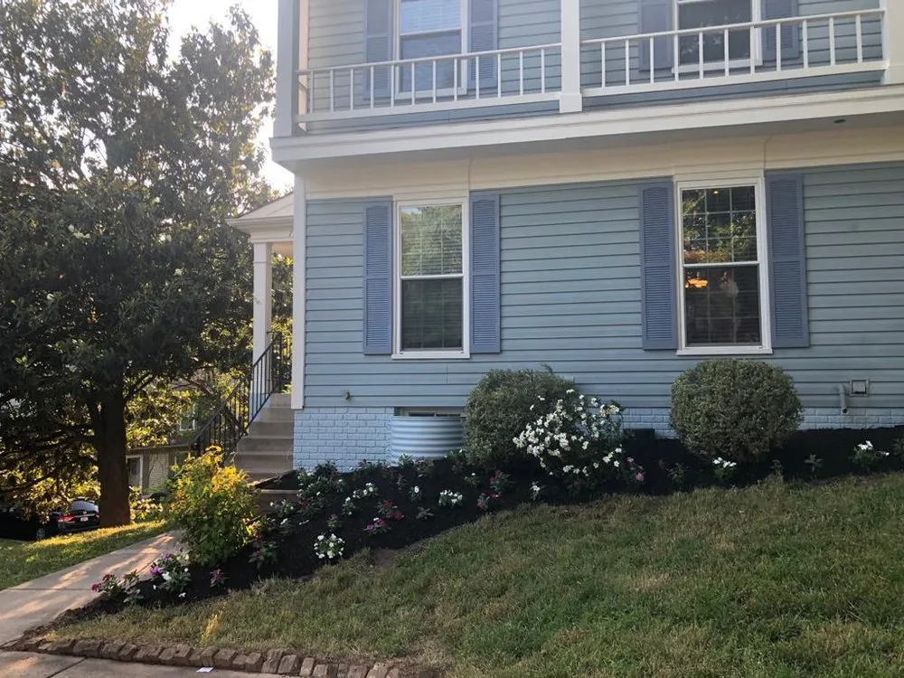 Trusted yard maintenance in Woodbridge, VA - LG Painting & Lawn Services