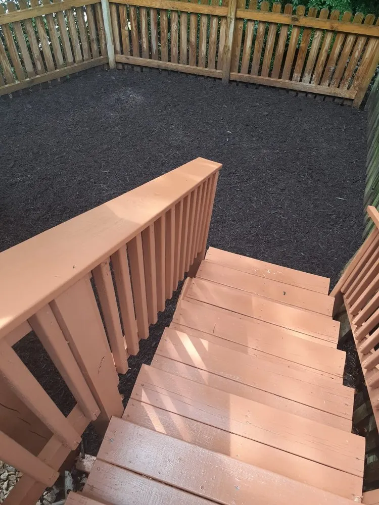 Top-rated residential landscaping in Woodbridge, VA by LG Painting & Lawn Services