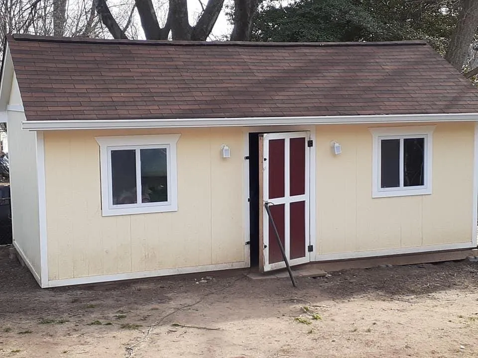 Professional residential landscaping in Woodbridge, VA by LG Painting & Lawn Services