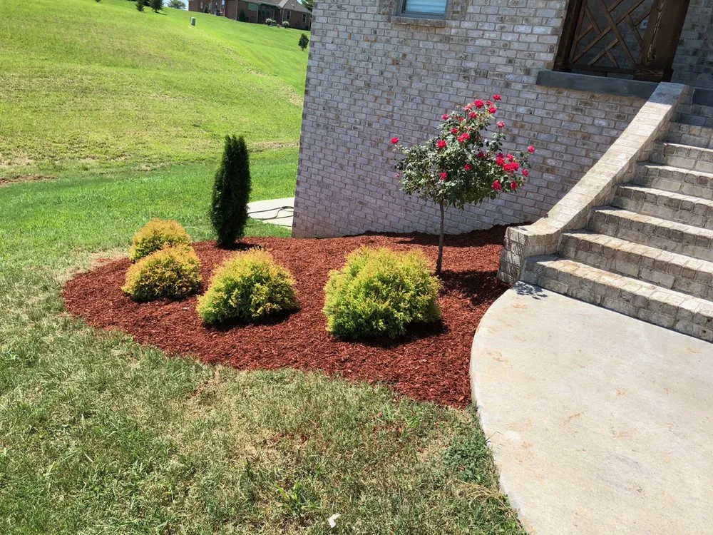 Top-rated landscaping services with custom design in Ashland City, TN by lg services ashland city