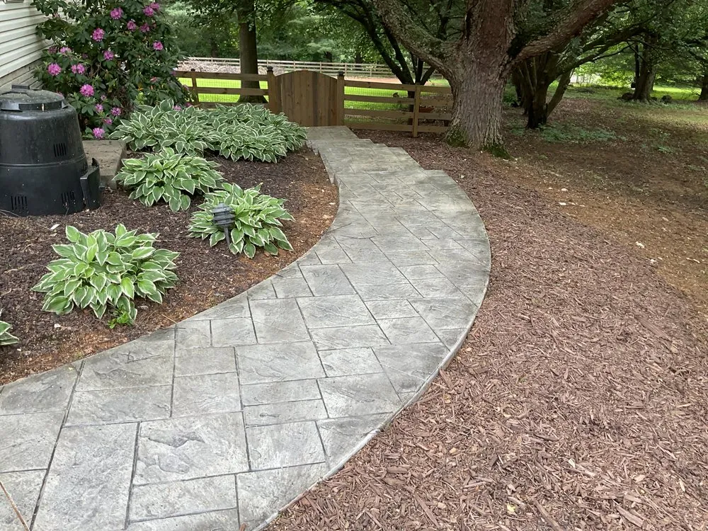 Custom yard maintenance for beautiful yards across Thurmont, MD - LGA Construction
