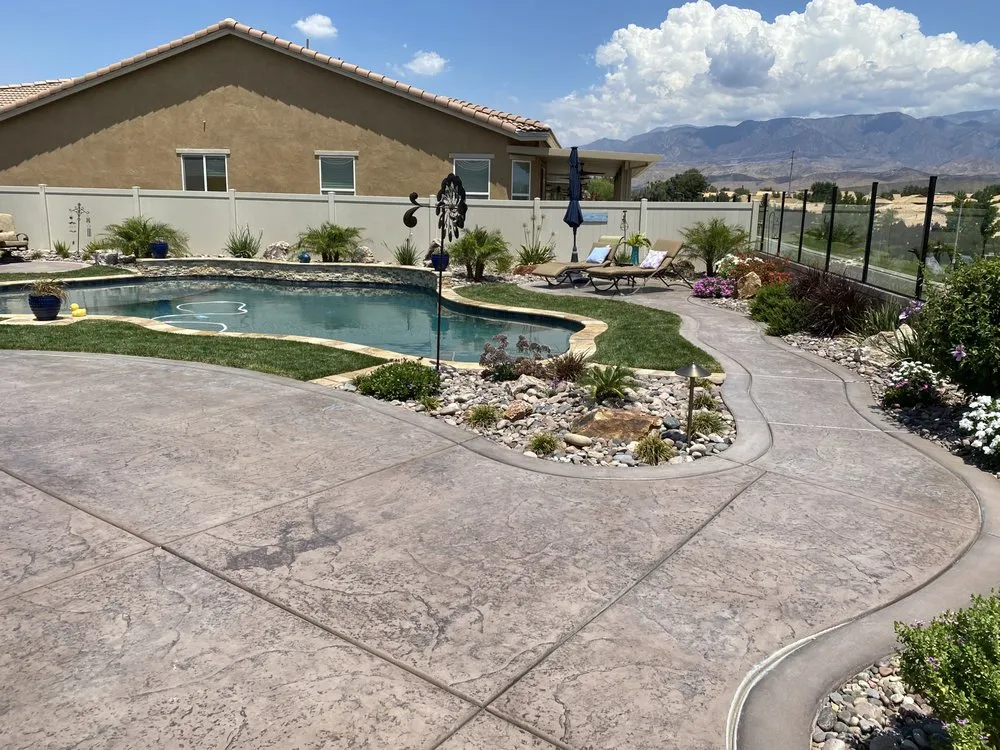 Custom lawn mowing service in Lake Elsinore, CA - LGA Contracting