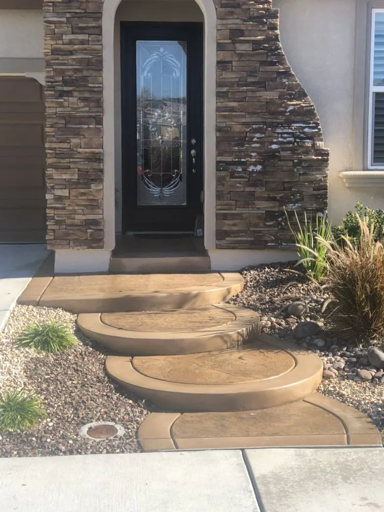 Affordable yard cleanup service experts serving Lake Elsinore, CA - LGA Contracting