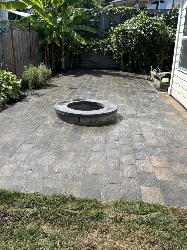 Trusted lawn mowing service for homes in Salem, OR by Lgarcia Landscape Solutions