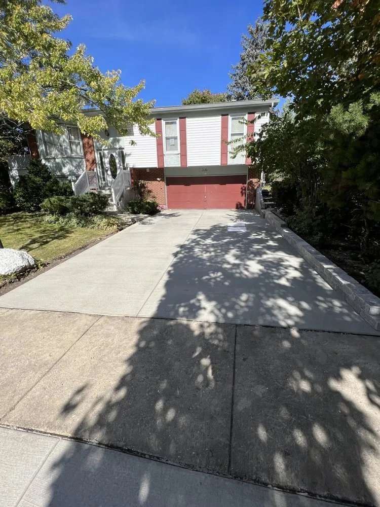 Custom lawn care service in Joliet, IL by LGND Concrete & Landscaping