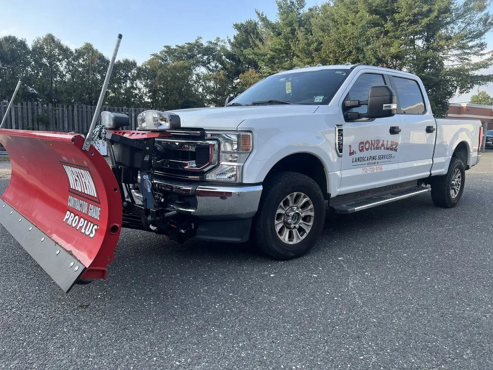 Expert lawn care service for beautiful yards across Red Bank, NJ - L.Gonzalez landscaping services