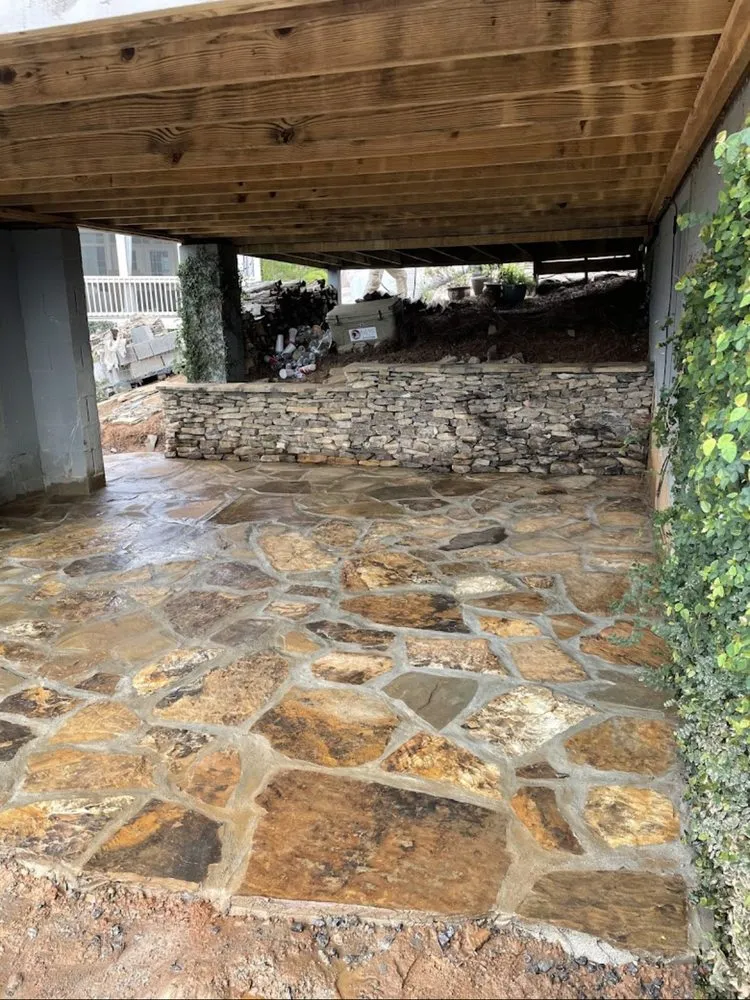 Custom lawn care service experts serving Auburn, AL - LGS Landscapes