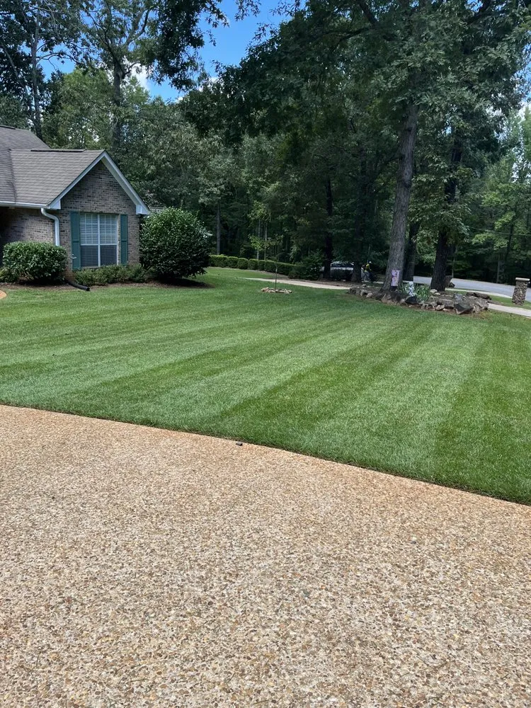 Professional landscaping services in Auburn, AL by LGS Landscapes