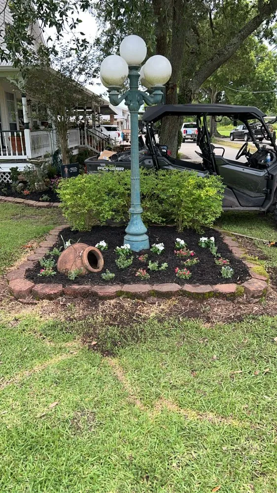 Affordable yard cleanup service in New Iberia, LA - LG’s Lawn Service
