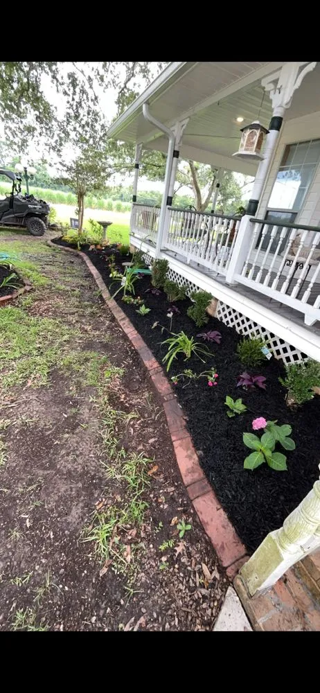Expert landscape design in New Iberia, LA by LG’s Lawn Service