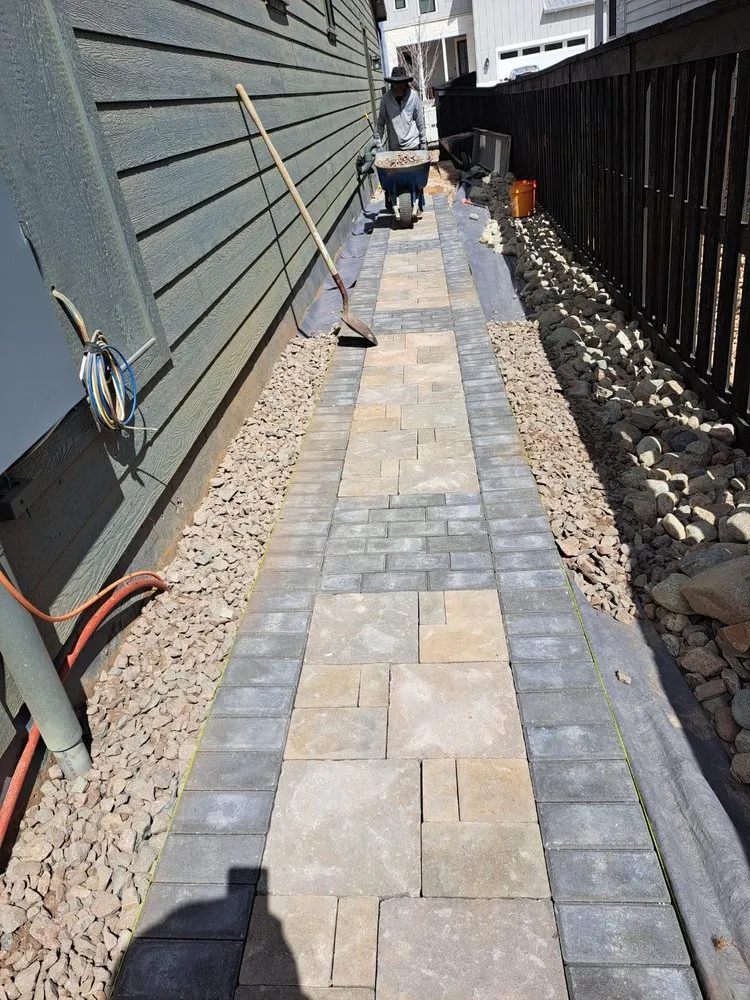 Professional outdoor landscaping in Castle Rock, CO by LH Hardscapes