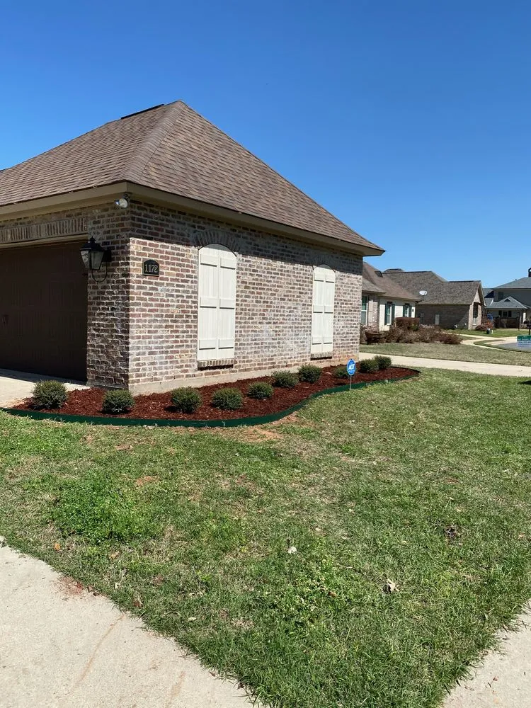 Reliable residential landscaping in Bossier City, LA by LH Lawn Services