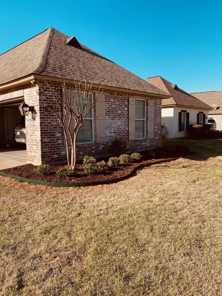 Professional landscaping services experts serving Bossier City, LA - LH Lawn Services