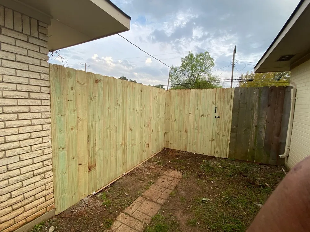 Professional lawn care service for homes across Bossier City, LA - LH Lawn Services