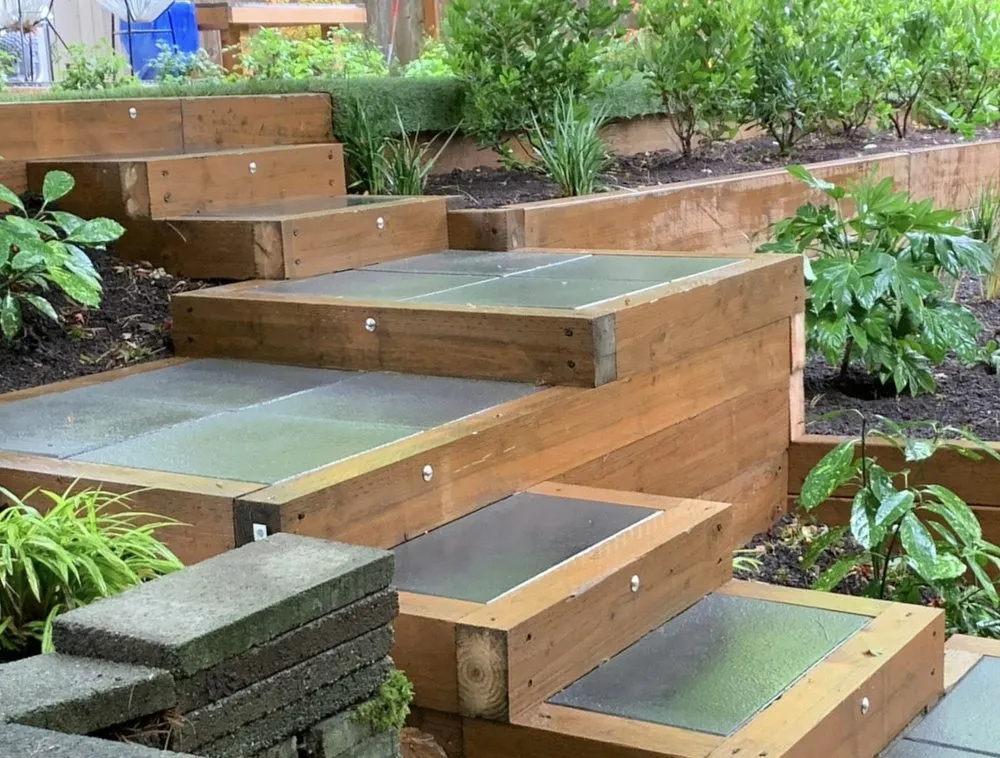 Local outdoor landscaping experts serving Longbranch, WA - L&H vistas