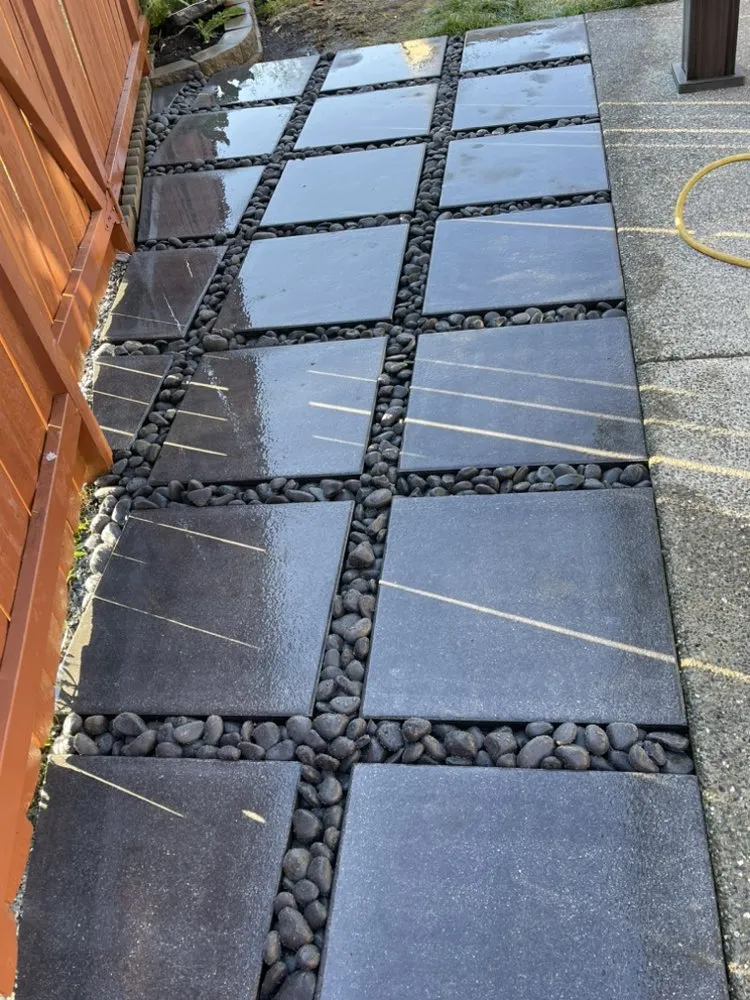 Trusted lawn mowing service experts serving Longbranch, WA - L&H vistas