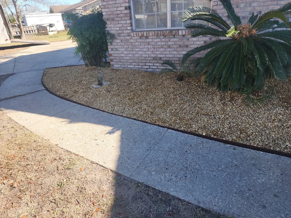 Expert outdoor landscaping experts serving Panama City, FL - Lh7 Services