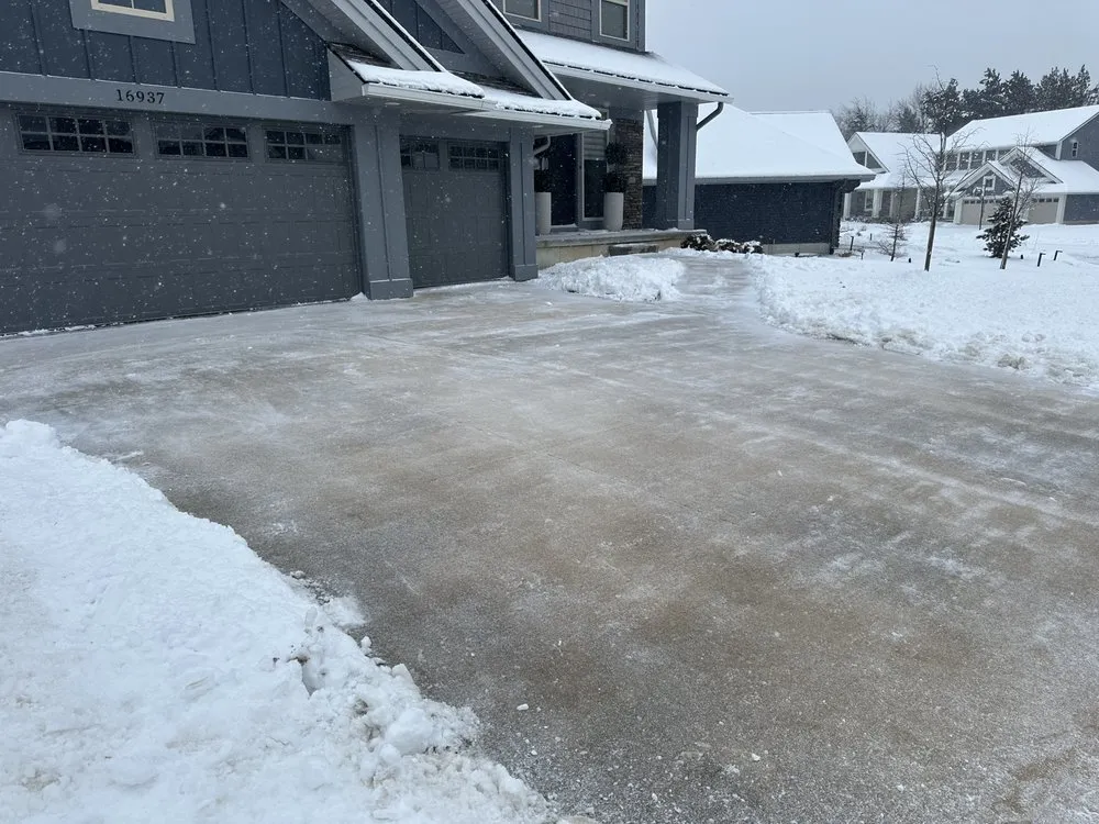 Local garden landscaping for beautiful yards in Lansing, MI by LHS Services