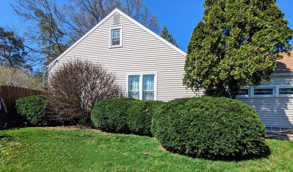 Reliable landscaping services for year-round maintenance across Lansing, MI - LHS Services