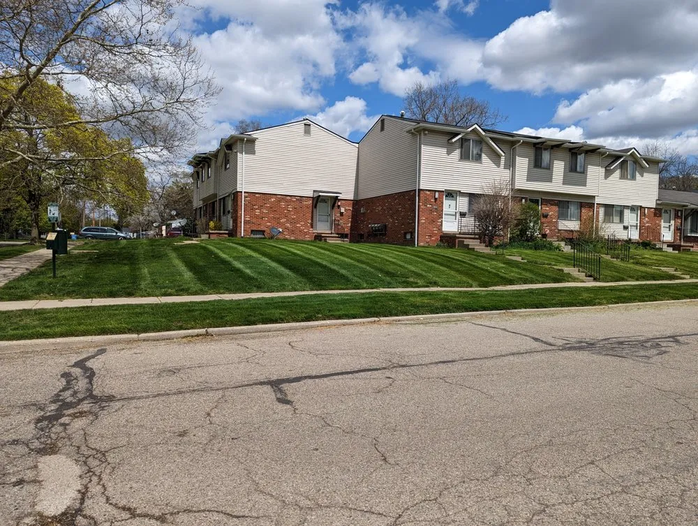 Professional landscaping services in Lansing, MI by LHS Services