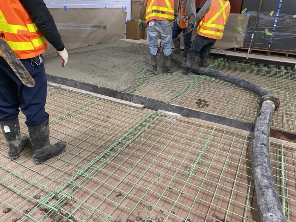 Top-rated lawn mowing service in Queens, NY by Li Construction