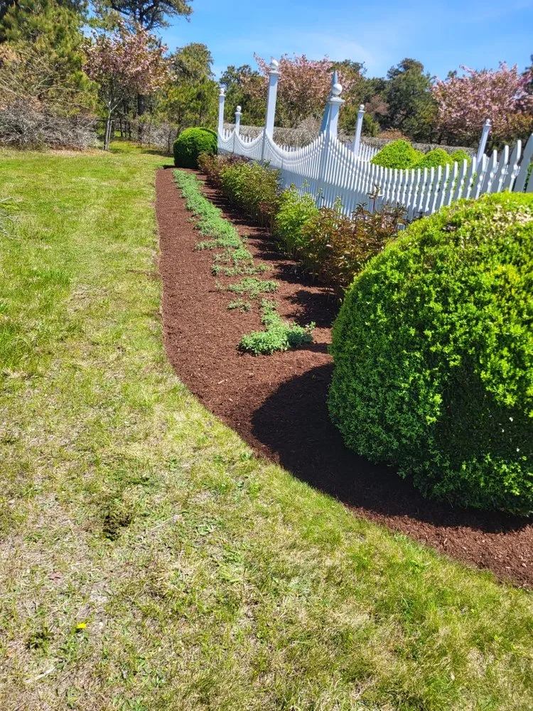 Affordable garden landscaping for beautiful yards across Lynn, MA - Liam Landscaping