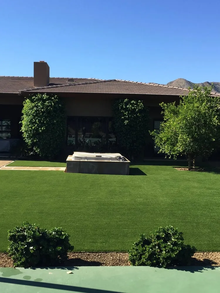 Expert lawn mowing service experts serving Scottsdale, AZ - Liberty Greens