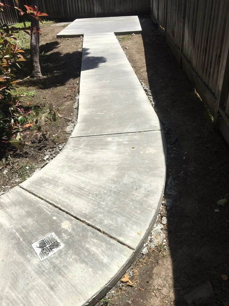 Reliable yard cleanup service for homes across San Leandro, CA - Liberty Landscaping & Construction Inc