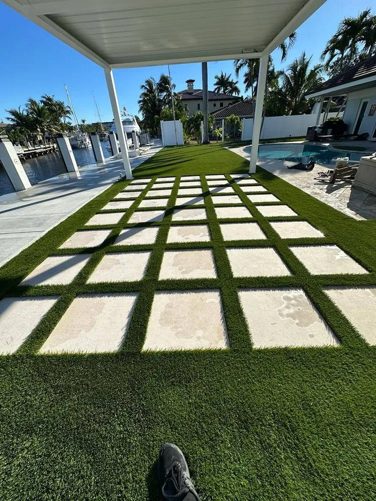 Reliable yard maintenance in Miami, FL - Liberty Lawn