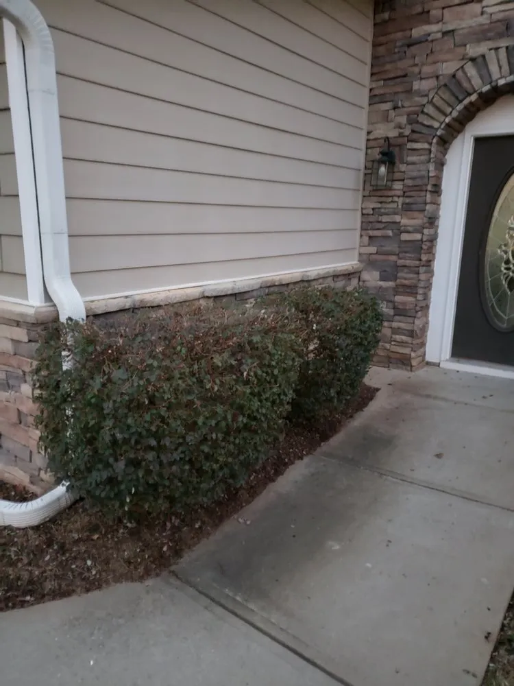 Custom yard cleanup service in Peachtree City, GA - Liberty Lawn Pros