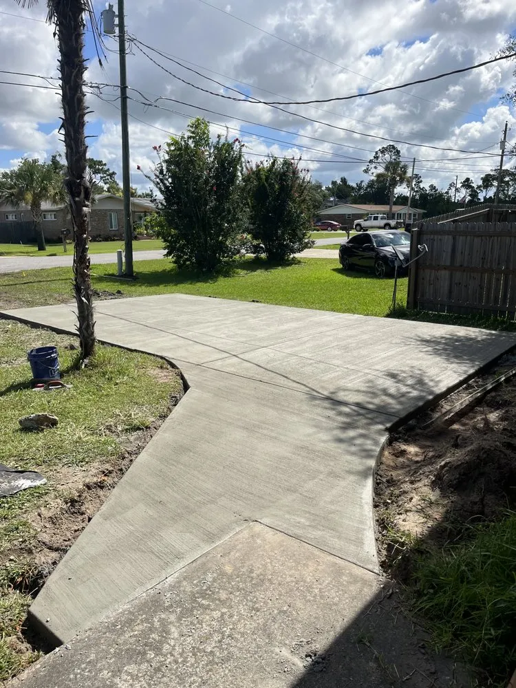 Custom lawn care service in Clarksville, TN - Liberty Outdoors