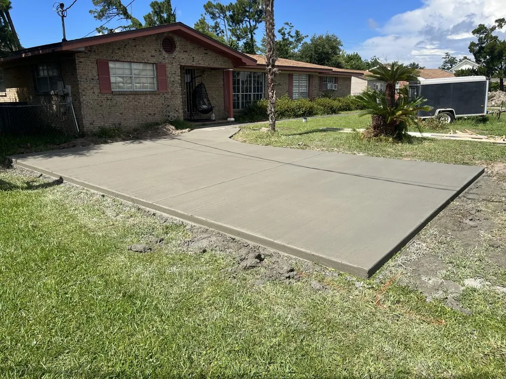 Expert lawn care service experts serving Clarksville, TN - Liberty Outdoors