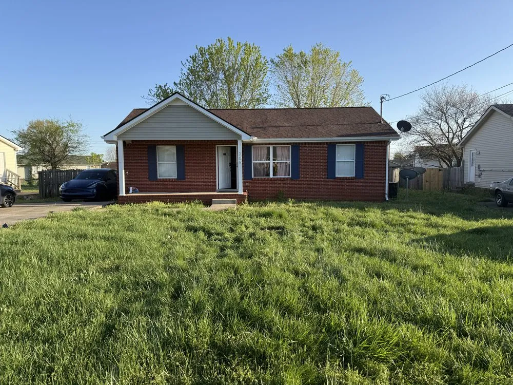 Top-rated yard maintenance for residential properties across Clarksville, TN - Liberty Site Solutions