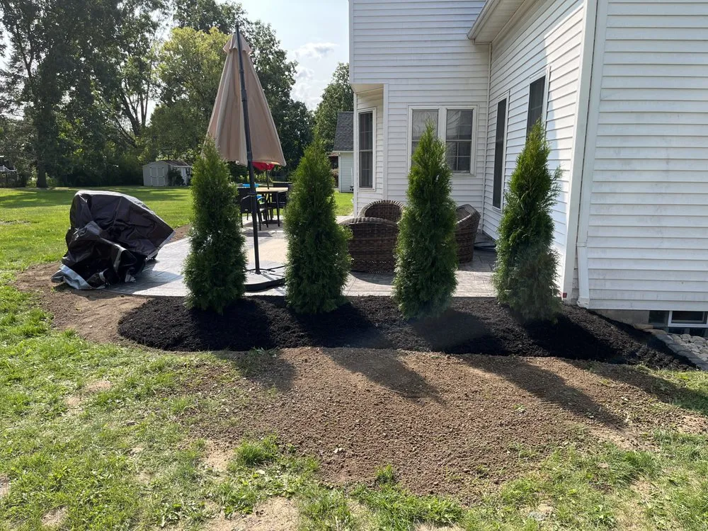 Custom outdoor landscaping in Rochester, NY - Licata Landscape and Design