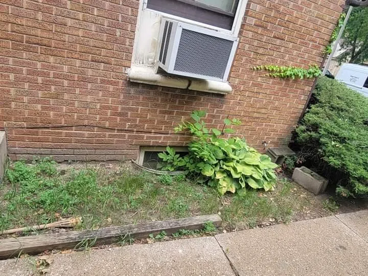 Affordable residential landscaping for homes across Milwaukee, WI - Lickidy Split Service