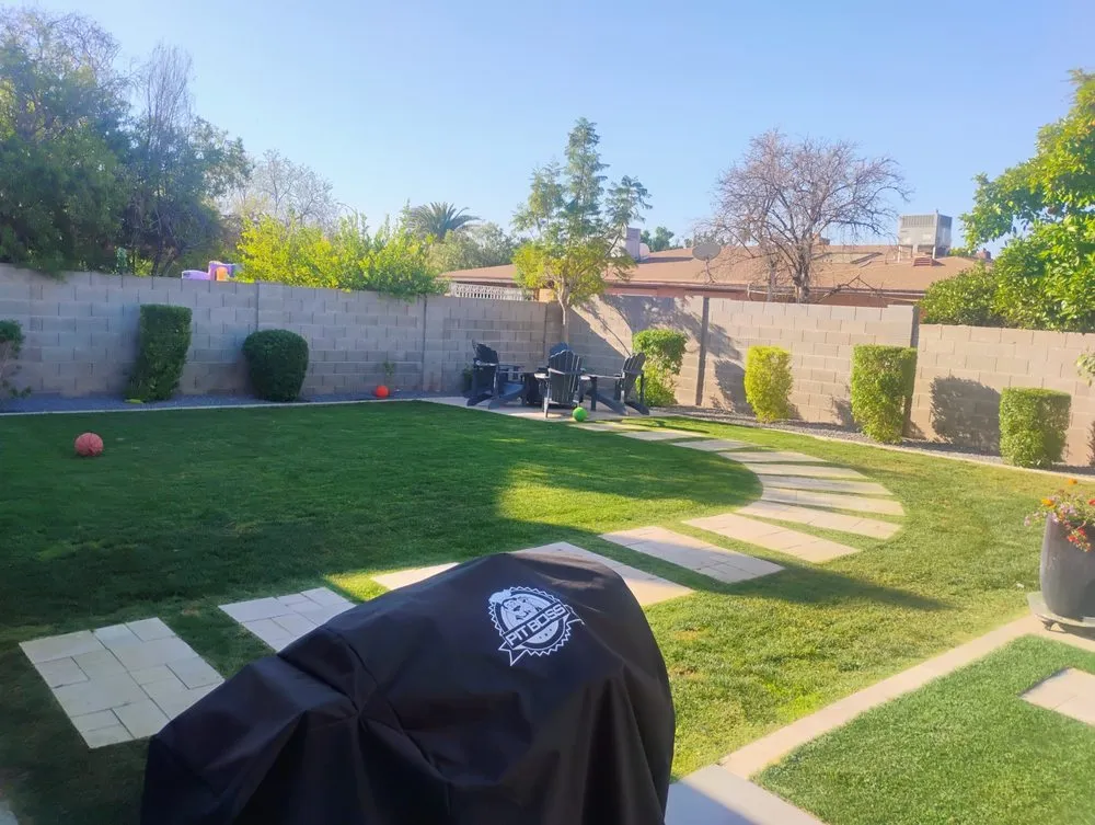 Custom garden landscaping experts serving Mesa, AZ - Licona Landscaping