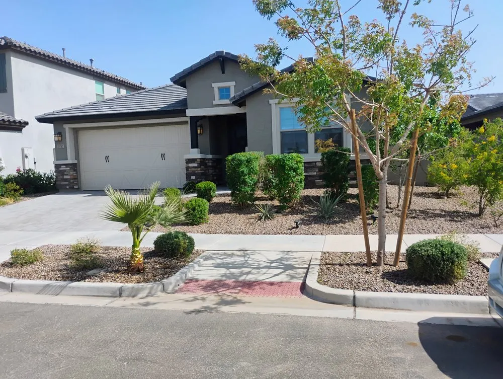 Affordable residential landscaping in Mesa, AZ by Licona Landscaping