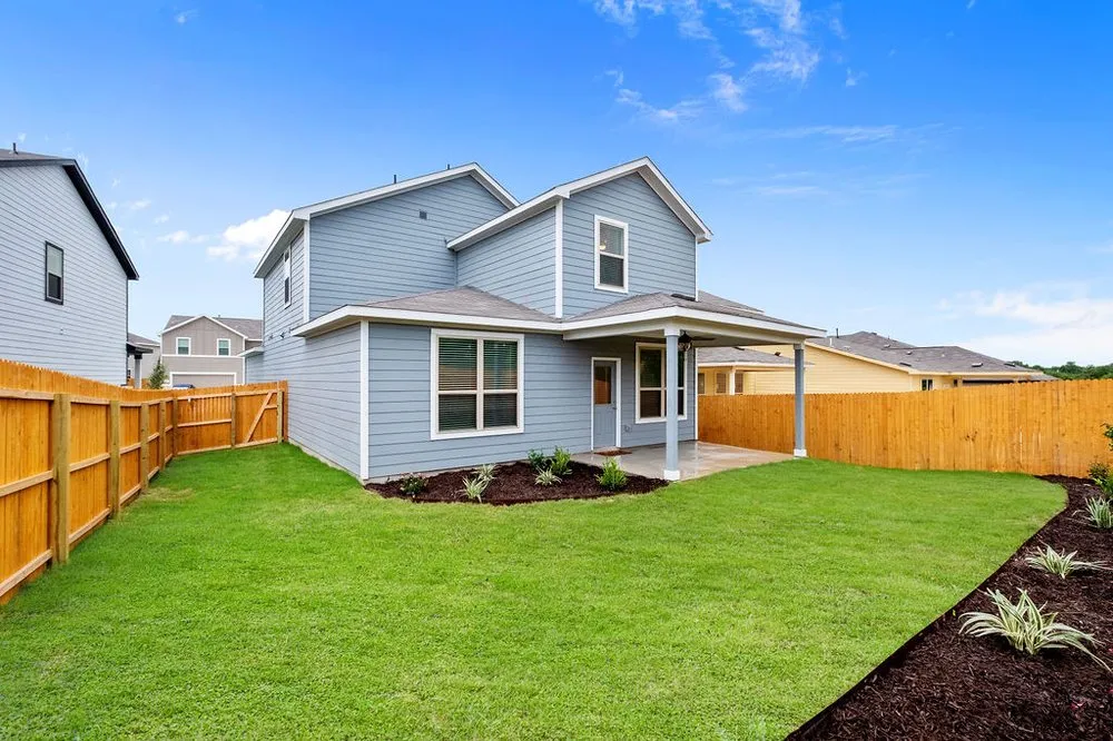 Top-rated yard cleanup service in San Antonio, TX - Lierre Landscaping & Design