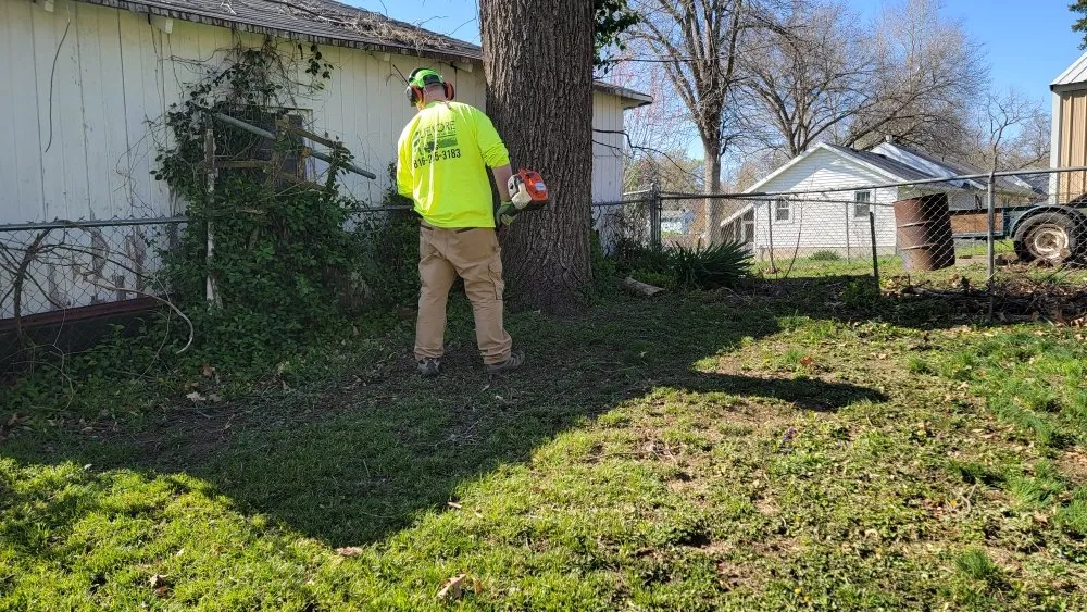 Top-rated garden landscaping in St. Joseph, MO - Lievore Lawn & Home Services