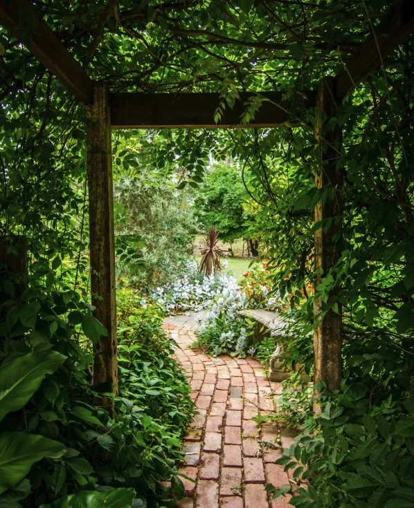Top-rated garden landscaping for outdoor upgrades across St. Joseph, MO - Lievore Lawn & Home Services