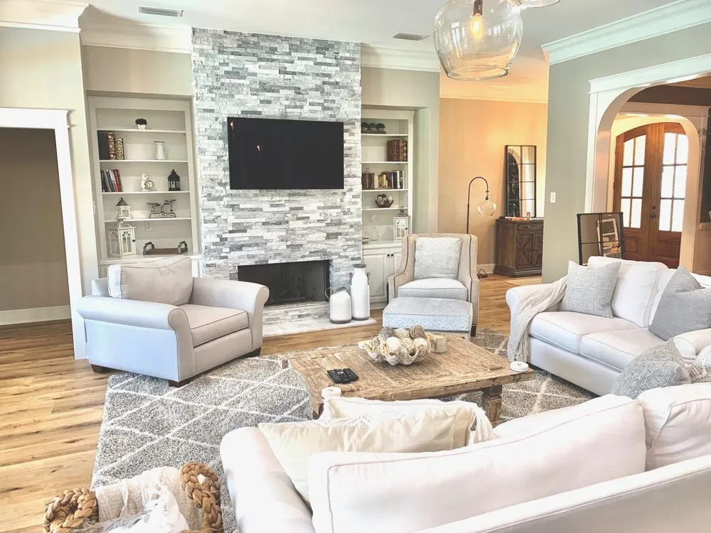 Top-rated lawn care service experts serving Mobile, AL - Life Enterprises