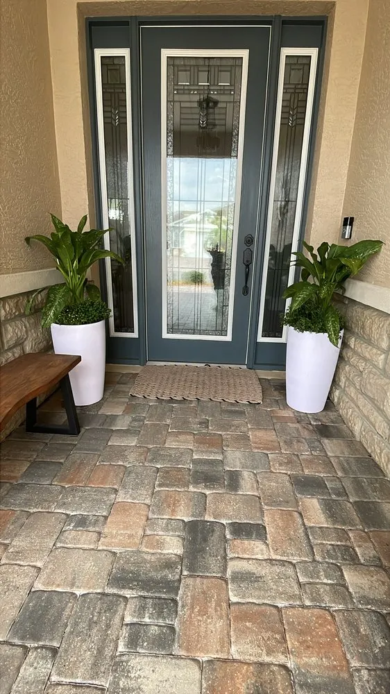 Local lawn care service for homes in Summerfield, FL by Life Tree Landscape