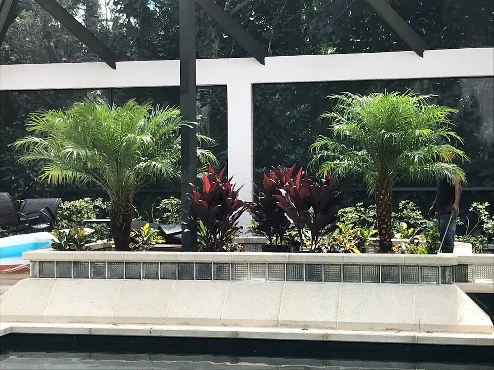 Custom lawn care service experts serving Immokalee, FL - Life's Lawn Care