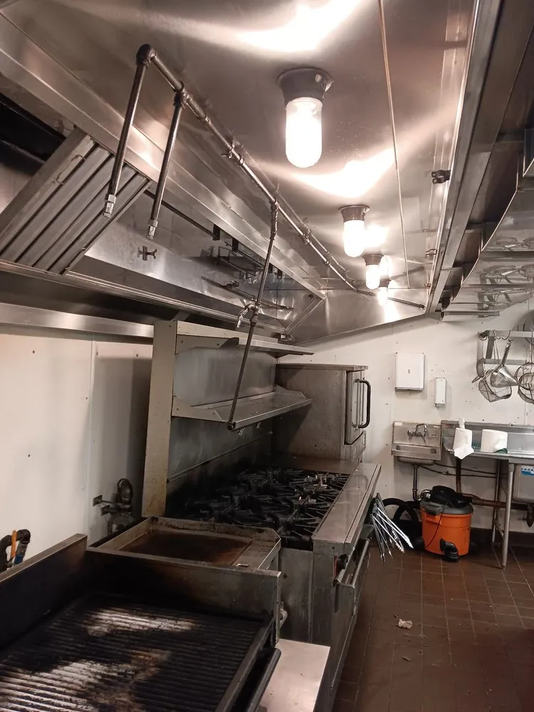 Expert outdoor landscaping experts serving Hartford, CT - Lifestyle Cleaning Solutions