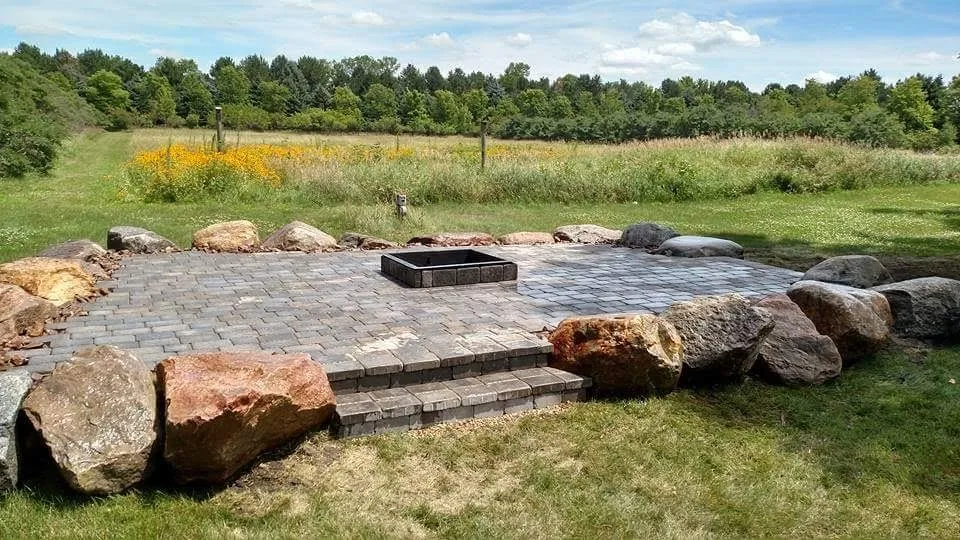 Top-rated landscape design in Redwood Falls, MN by Lifestyle Landscape