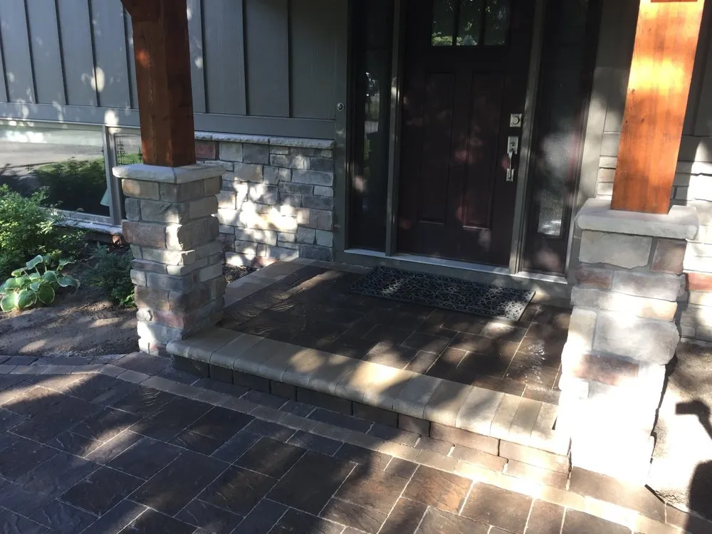 Custom lawn care service in Minneapolis, MN - Lifestyle Landscapes