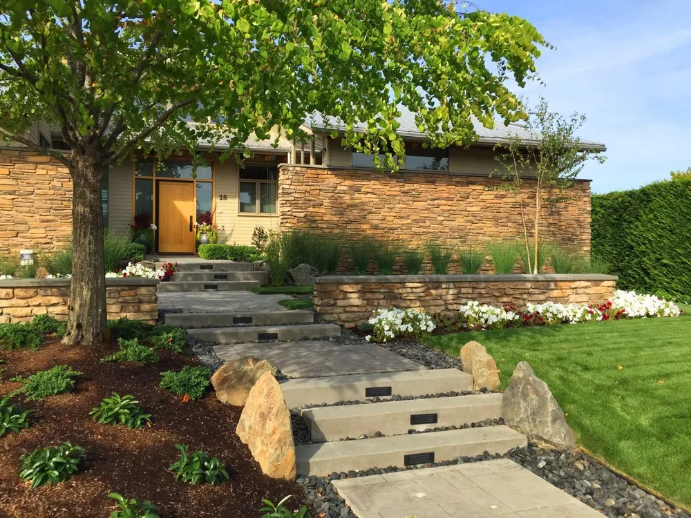 Trusted lawn mowing service in Seattle, WA - Lifestyle Landscapes