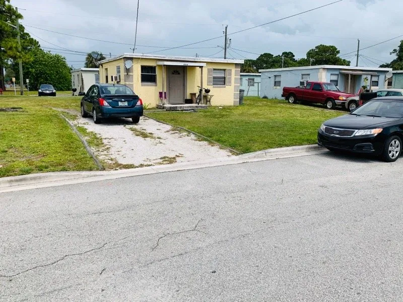 Top-rated residential landscaping in Fort Pierce, FL by Lifestyles of Living Landscaping