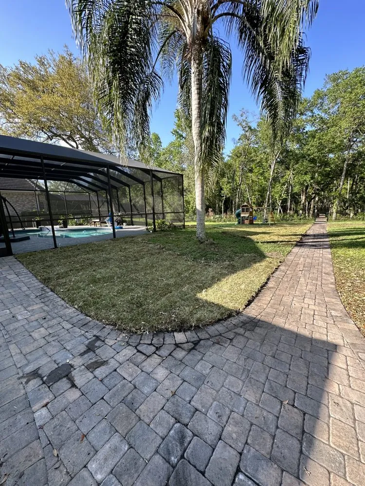 Expert residential landscaping in Jacksonville, FL by LifeWell Services