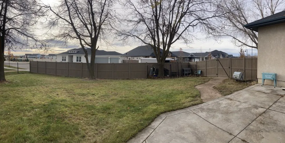 Expert lawn mowing service in Garden City, ID - Light knight